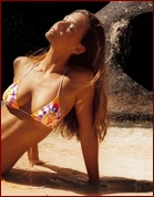 bar-refaeli_12.jpg - 107 KB