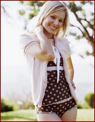 kirsten-bell_05.jpg - 142 KB