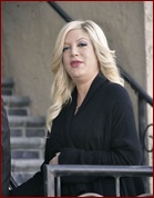 tori-spelling_03.jpg - 98 KB