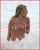 ashley-tisdale_12.jpg - 107 KB