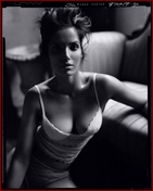 padma-lakshmi_04.jpg - 49 KB