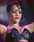 rihanna_05.jpg - 159 KB