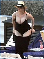 Christina Hendricks Nude Pictures