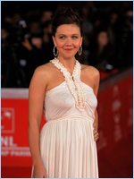 Maggie Gyllenhaal Nude Pictures