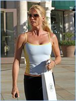 Nicollette Sheridan Nude Pictures