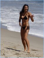 Adrianne Curry Nude Pictures