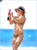 Alyson Hannigan Nude Pictures