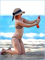 Alyson Hannigan Nude Pictures