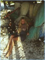 Ashley Benson Nude Pictures