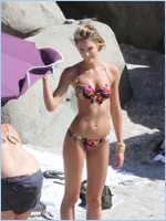 Candice Swanepoel Nude Pictures