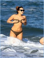 Demi Lovato Nude Pictures