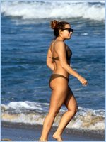 Demi Lovato Nude Pictures