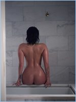 Demi Lovato Nude Pictures