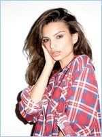 Emily Ratajkowski Nude Pictures