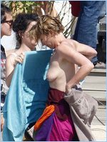 Emma Thompson Nude Pictures