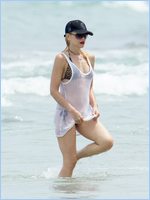 Gwen Stefani Nude Pictures