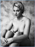 Iskra Lawrence Nude Pictures