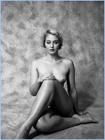 Iskra Lawrence Nude Pictures