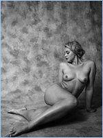 Iskra Lawrence Nude Pictures