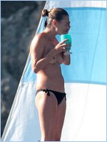 Kate Moss Nude Pictures