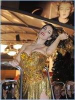 Kelly Brook Nude Pictures