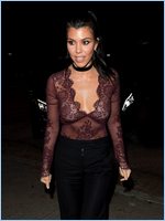 Kourtney Kardashian Nude Pictures