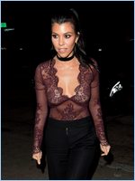 Kourtney Kardashian Nude Pictures