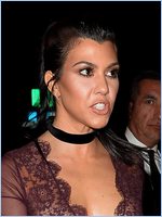 Kourtney Kardashian Nude Pictures