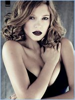 Lea Seydoux Nude Pictures