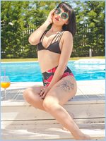 Mellisa Clarke Nude Pictures