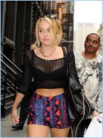 Miley Cyrus Nude Pictures