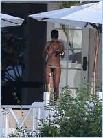 Rihanna Nude Pictures
