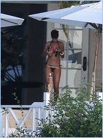 Rihanna Nude Pictures