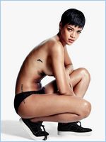 Rihanna Nude Pictures