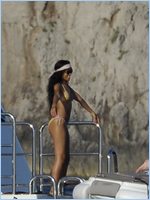 Rihanna Nude Pictures