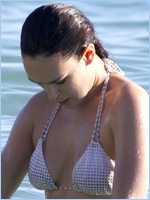 Rumer Willis Nude Pictures