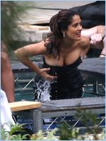 Salma Hayek Nude Pictures