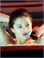 Selena Gomez Nude Pictures