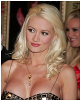 holly-madison_16.jpg - 223 KB