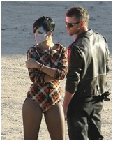 rihanna_01.jpg - 257 KB