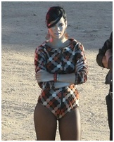 rihanna_02.jpg - 273 KB