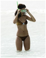 rihanna_05.jpg - 109 KB