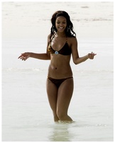 rihanna_16.jpg - 109 KB