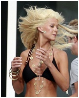 tara-reid_16.jpg - 89 KB