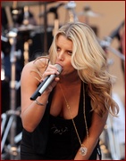 jessica-simpson_07.jpg - 152 KB