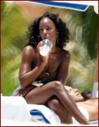 kelly-rowland_05.jpg - 96 KB