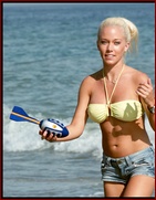 kendra-wilkinson_01.jpg - 167 KB