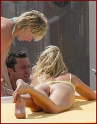 penny-lancaster_10.jpg - 133 KB