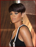 rihanna_15.jpg - 127 KB