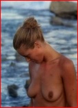 Amanda Donohoe nude